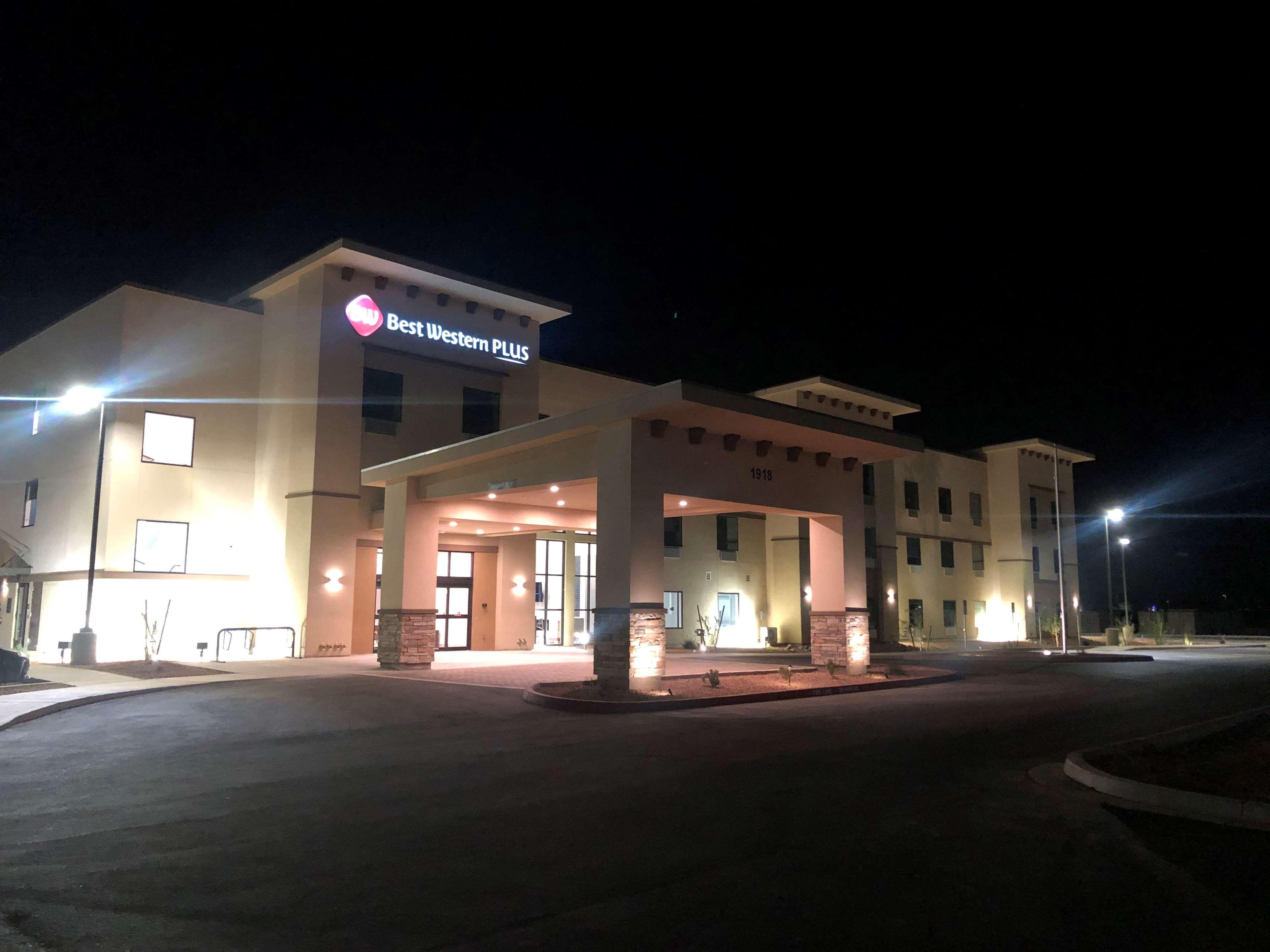 Best Western Plus Casa Grande Inn & Suites מראה חיצוני תמונה